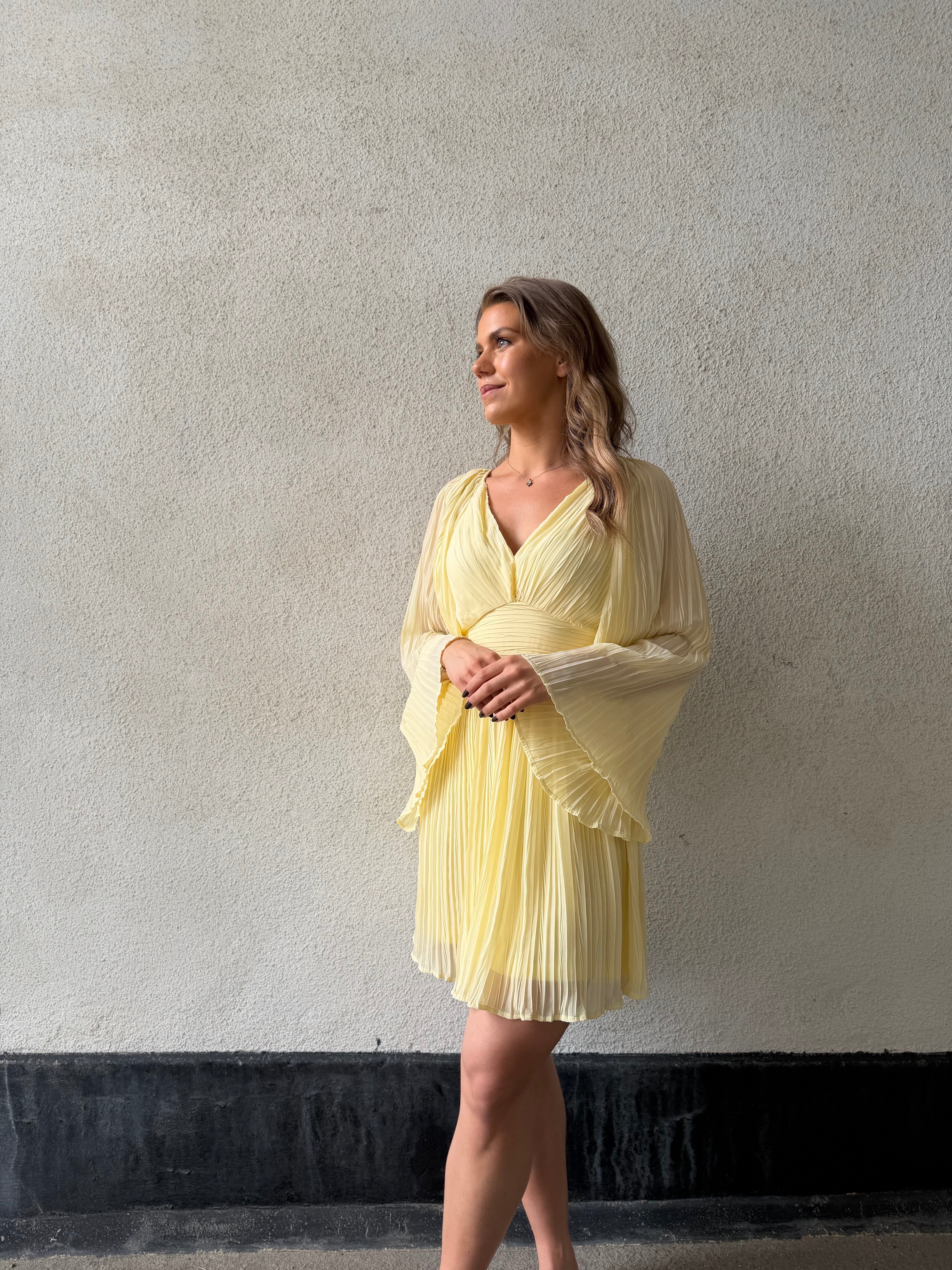 VMDORA Short Dress - Flan
